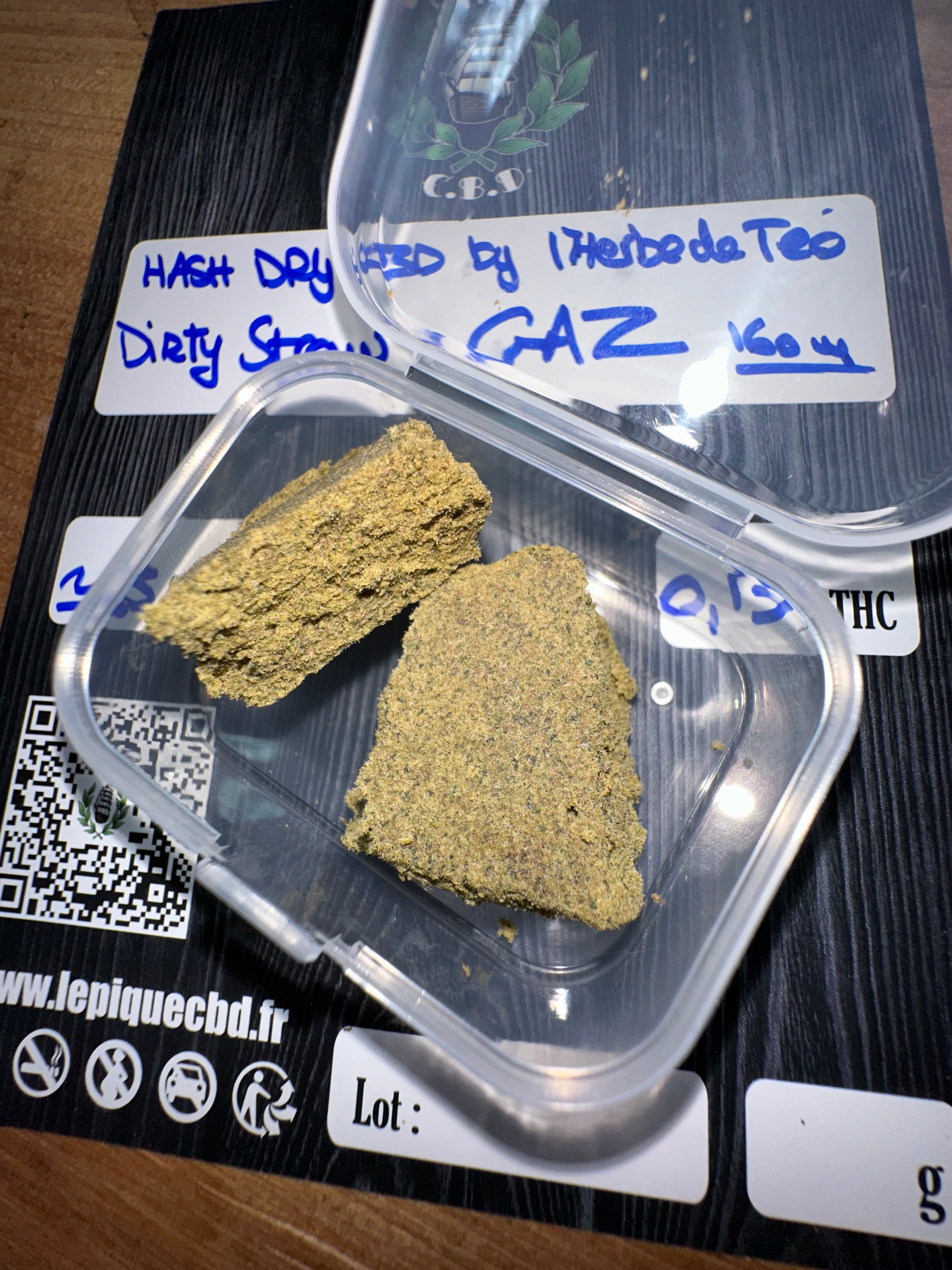 (QUANTITÉ TRÈS LIMITÉE) DIRTY STRAW x GAZ CBD by L’Herbe de Téo