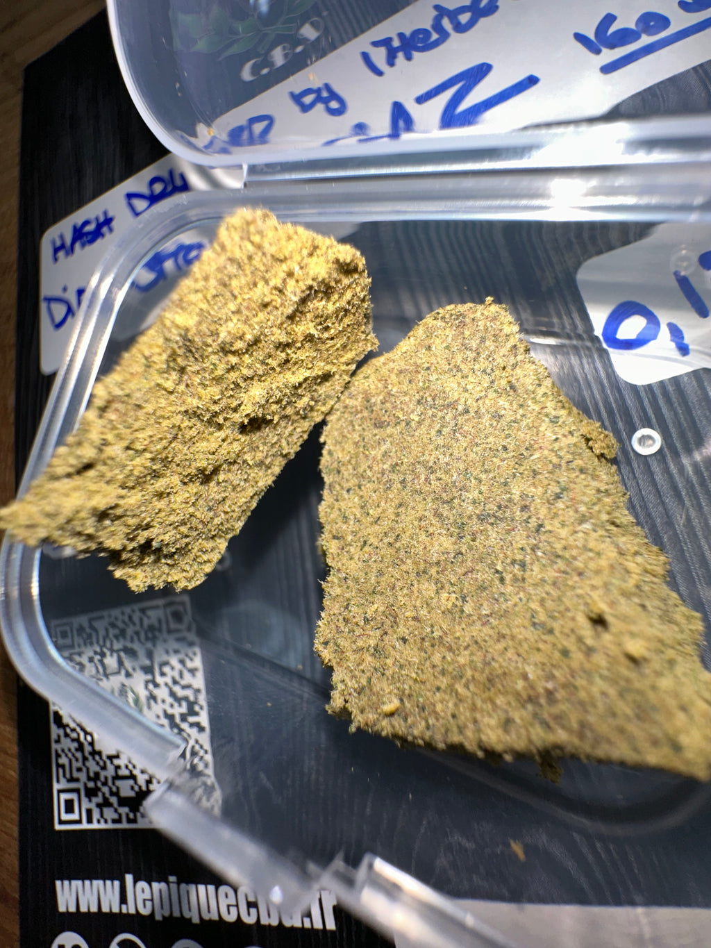 (QUANTITÉ TRÈS LIMITÉE) DIRTY STRAW x GAZ CBD by L’Herbe de Téo